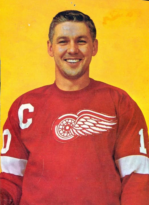Hockey Mourns a Legend: Red Wings Great Alex Delvecchio Dies at 93